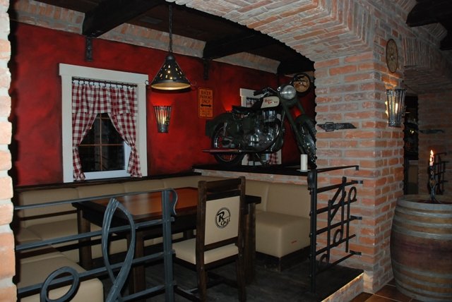 Vinařství U Kapličky - restaurace