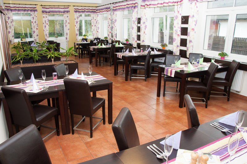 Zděná Bouda - restaurace