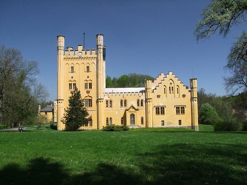 TIC a Regionální muzeum Nečtiny