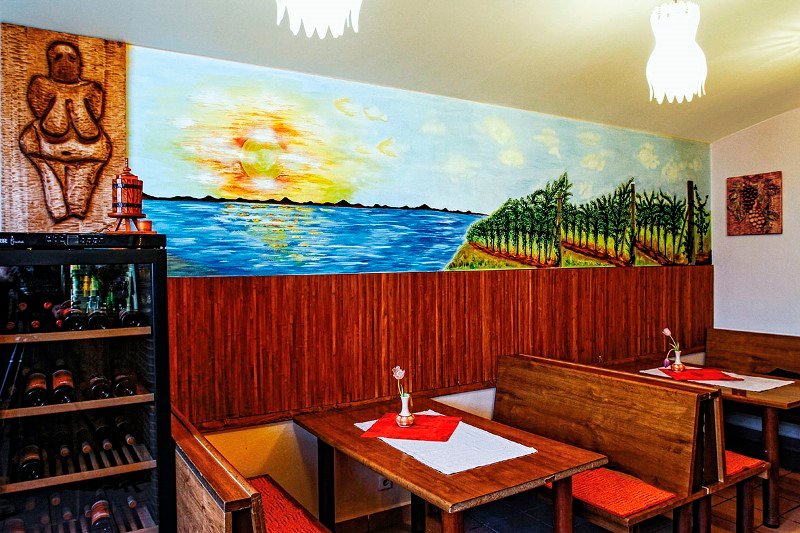 Vinárna a pension "U Langrů"