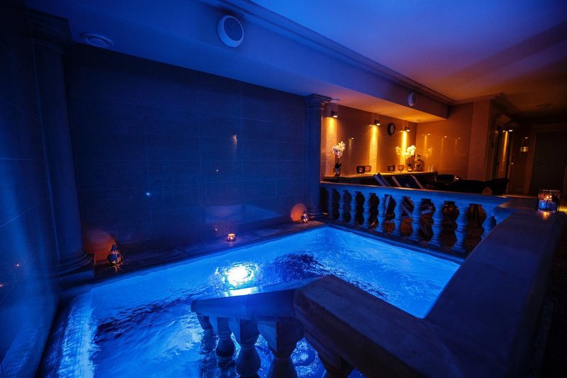 Zámek Kamenný Dvůr - hotel