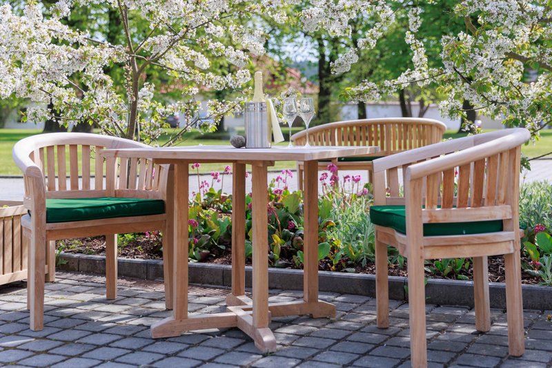 Resort Darovanský dvůr